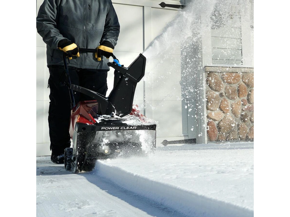 Toro Souffleuse à neige à essence Power Clear® 518 ZE de 46 cm (18 po) à démarrage électrique Souffleuse à neige à essence Power Clear® 518 ZE de 46 cm (18 po) à démarrage électrique 2025 alt