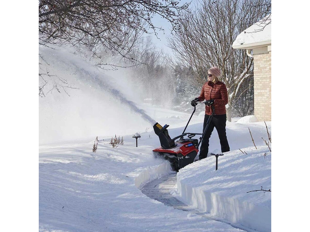 2025 Toro 21 in. (53 cm) Power Clear® 721 R-C Gas Snow Blower 21 in. (53 cm) Power Clear® 721 R-C Gas Snow Blower alt