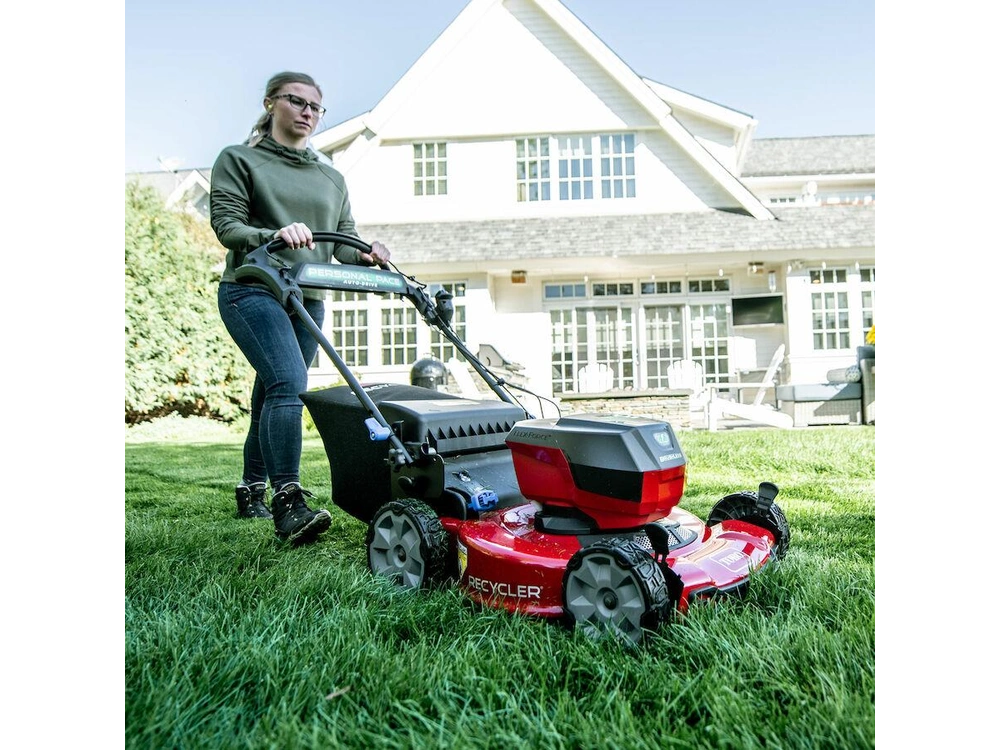 2025 Toro 60V Max* 22 in. (56cm) Recycler® w/Personal Pace® Lawn Mower - Battery Not Included 60V Max* 22 in. (56cm) Recycler® w/Personal Pace® Lawn Mower - Battery Not Included alt