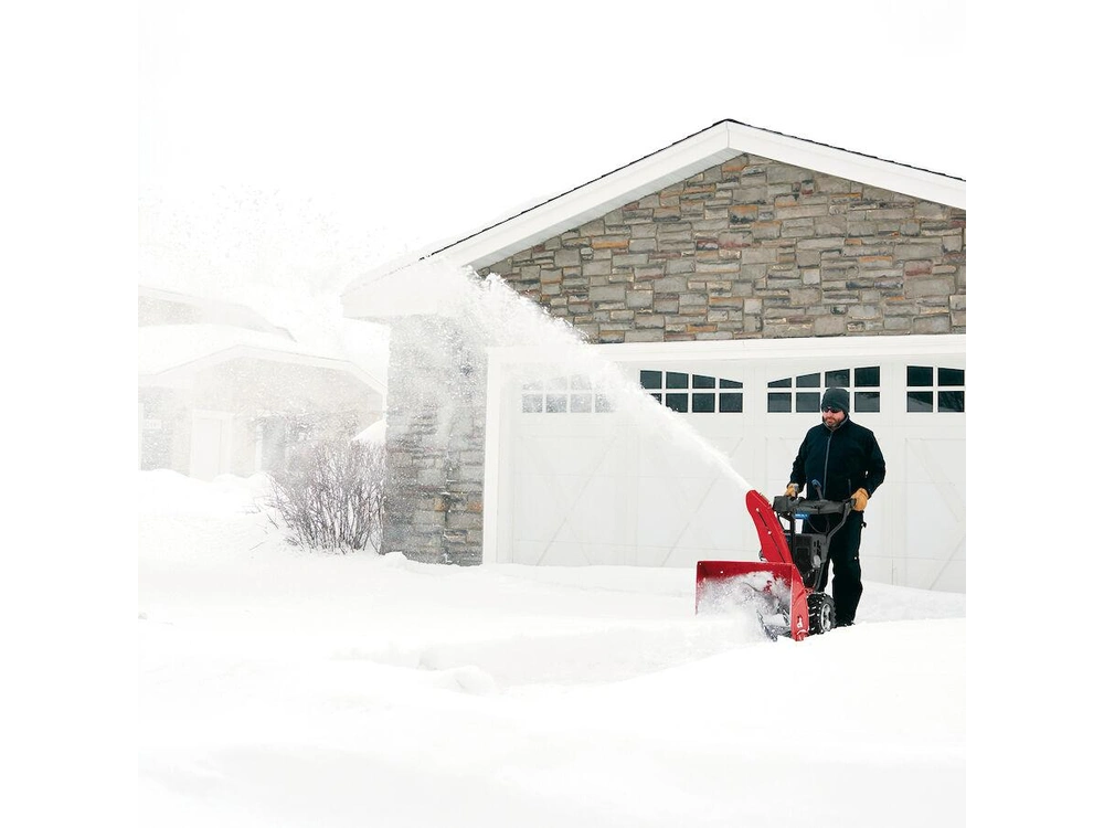 2025 Toro 24 in. (61 cm) Power Max® 824 OE Gas Snow Blower 24 in. (61 cm) Power Max® 824 OE Gas Snow Blower alt