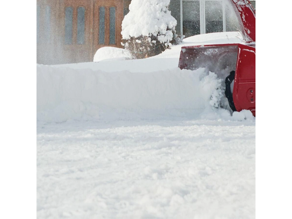 2025 Toro 32 in. (81 cm) Power Max® HD 1232 OHXE Two-Stage Gas Snow Blower 32 in. (81 cm) Power Max® HD 1232 OHXE Two-Stage Gas Snow Blower alt