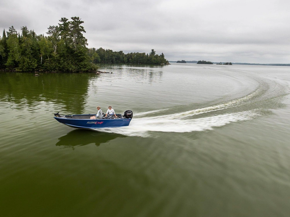 2026 Alumacraft Escape 165 Tiller Escape 165 Tiller alt