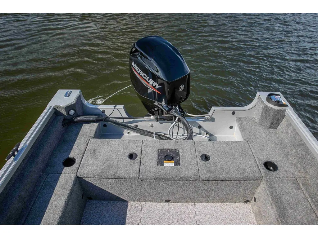 2026 Alumacraft Classic 165 Side Console