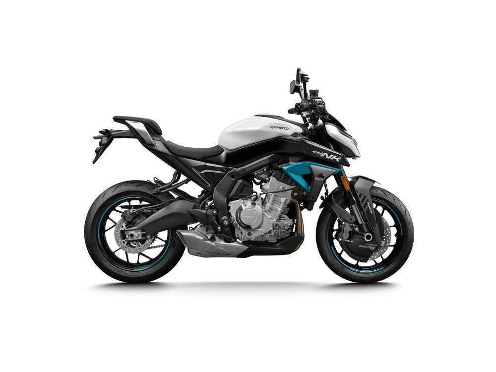 CFMOTO 675NK 675NK Blanc glacier 2026 alt
