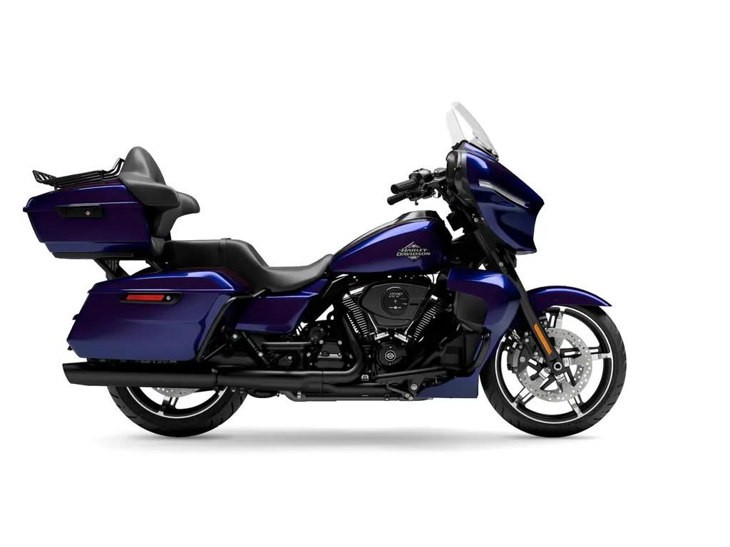 2025 Harley-Davidson Street Glide® Ultra Mystic Shift (Black Finish)