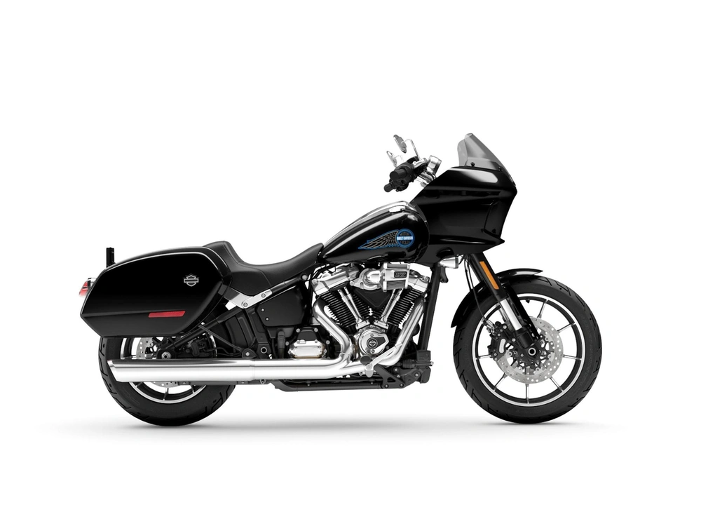 2025 Harley-Davidson Low Rider® ST Low Rider® ST Vivid Black (Chrome Finish) alt