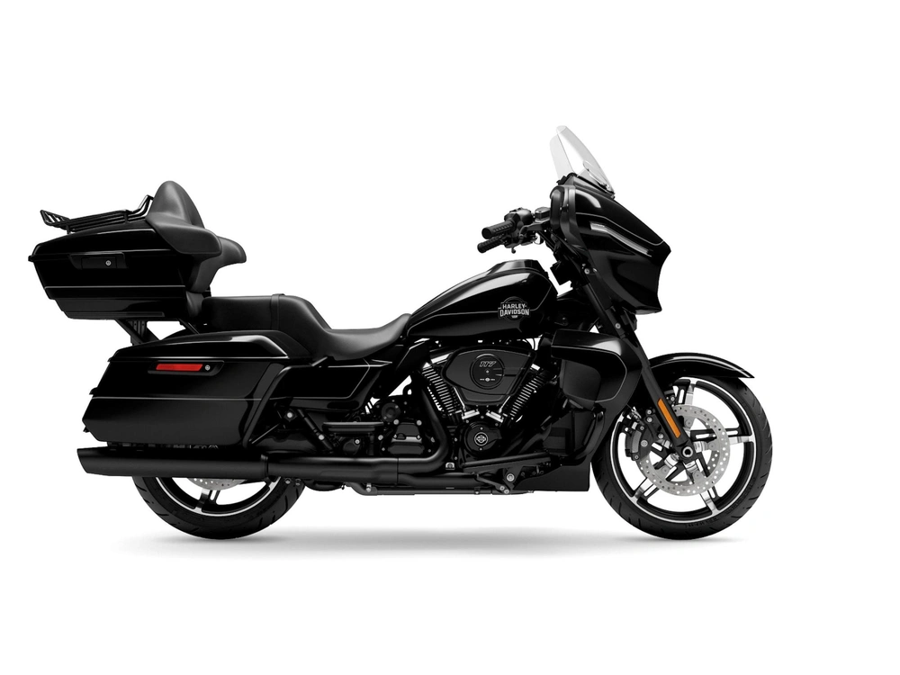 2025 Harley-Davidson Street Glide® Ultra Street Glide® Ultra Vivid Black (Black Finish) alt