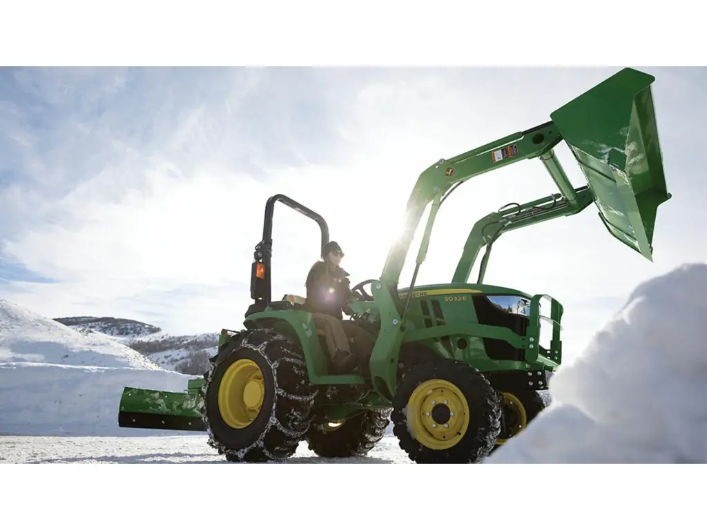 2025 John Deere 3032E