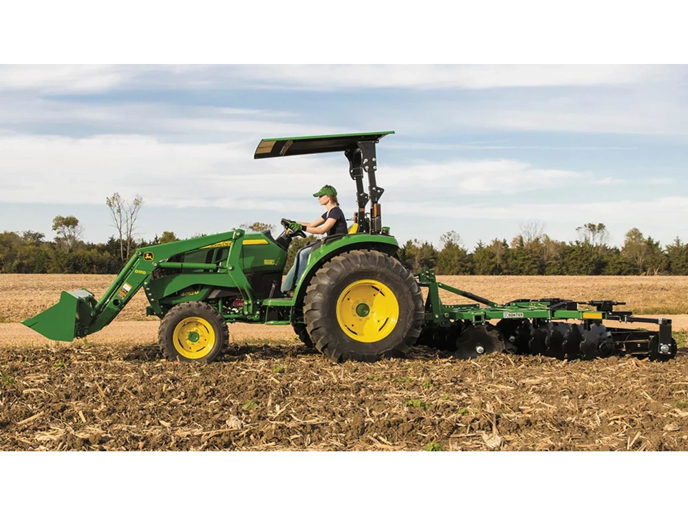 2025 John Deere 4052M 4052M alt