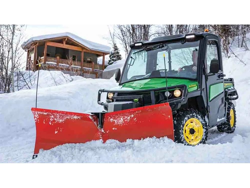 2025 John Deere XUV835M HVAC Cab XUV835M HVAC Cab alt