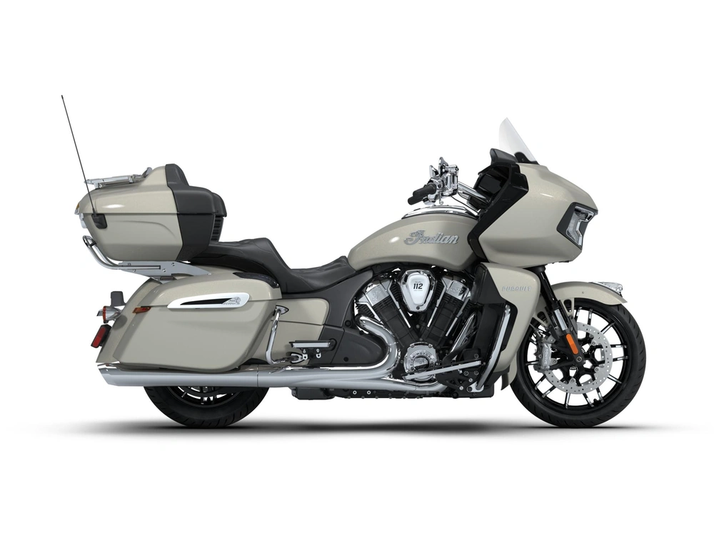 Indian Motorcycle Indian Pursuit Limited Indian Pursuit Limited with 112 and PowerBand Audio Package Silver Quartz Metallic 2026 alt
