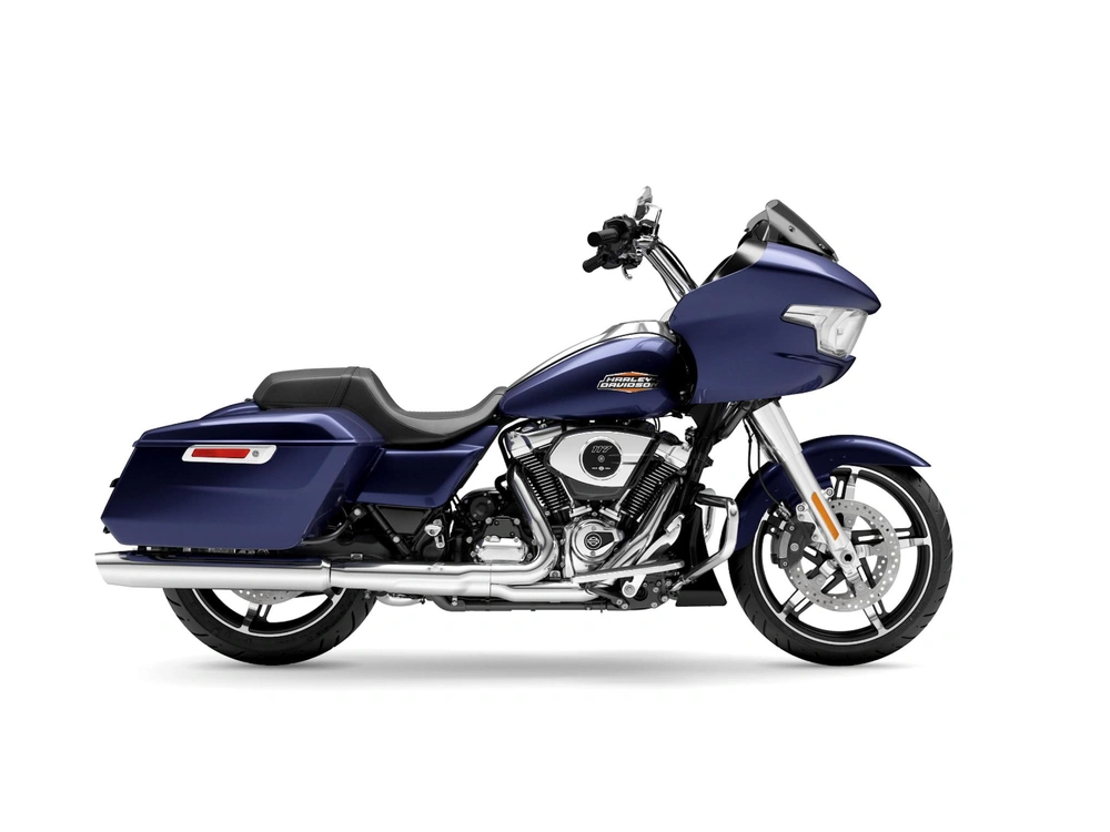 Harley-Davidson Road Glide® Road Glide® Two-Up Purple Abyss (Chrome Trim) 2026 alt