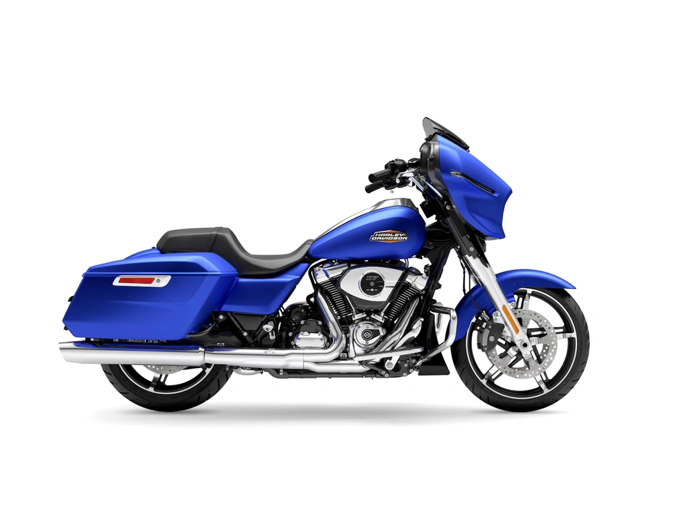 Harley-Davidson Street Glide® Street Glide® Two-Up Aurora Blue Denim (Chrome Trim) 2026 alt