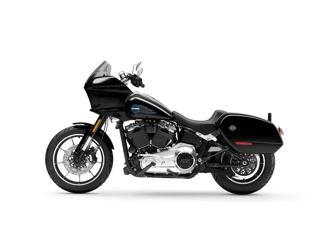 2026 Harley-Davidson Low Rider® ST Vivid Black (Chrome Finish)