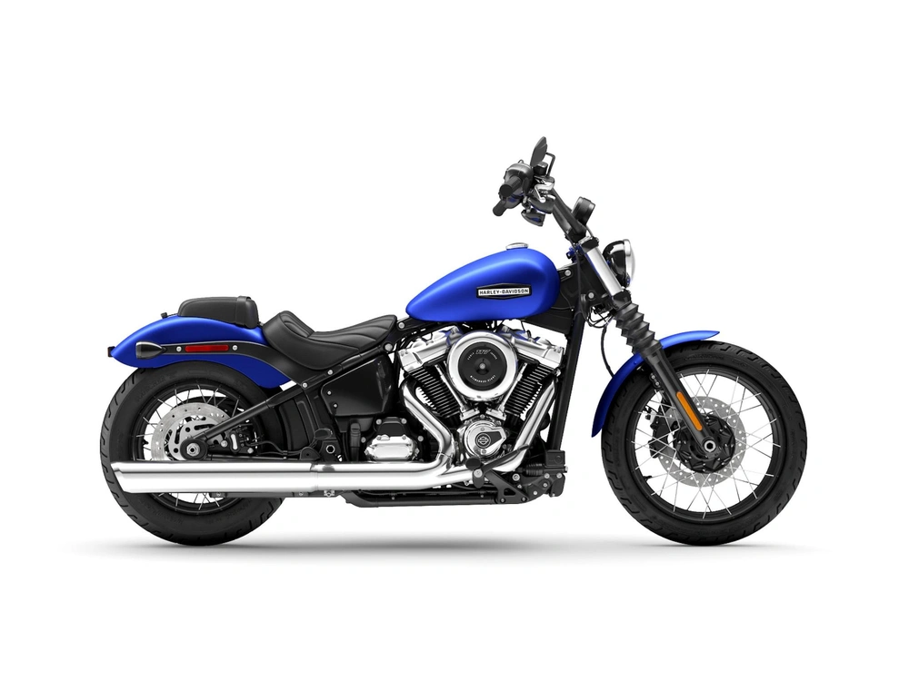Harley-Davidson Street Bob® Street Bob® Two-Up Aurora Blue Denim (Laced Wheels) 2026 alt