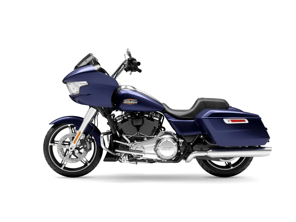 2026 Harley-Davidson Road Glide® Two-Up Purple Abyss (Chrome Trim)
