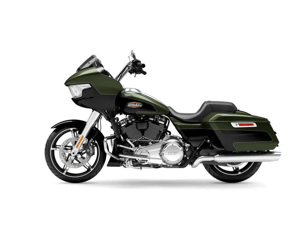 2026 Harley-Davidson Road Glide® Two-Up Olive Steel Metallic/Vivid Black (Chrome Trim)