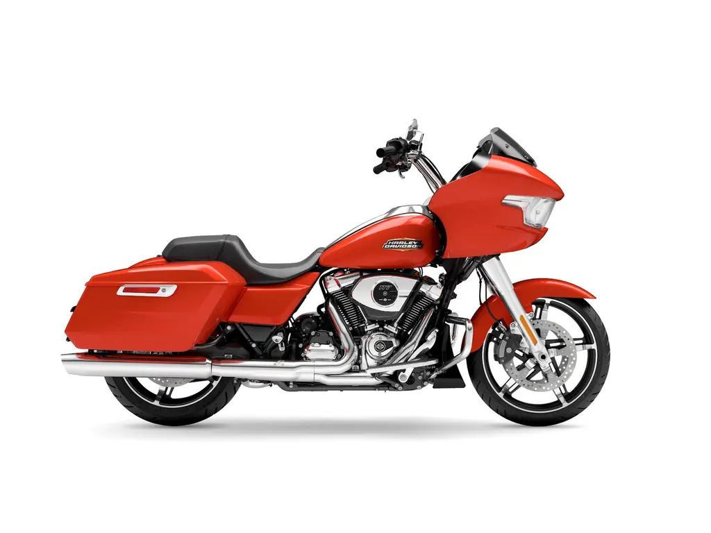 2026 Harley-Davidson Road Glide® Two-Up Blood Orange (Chrome Trim)