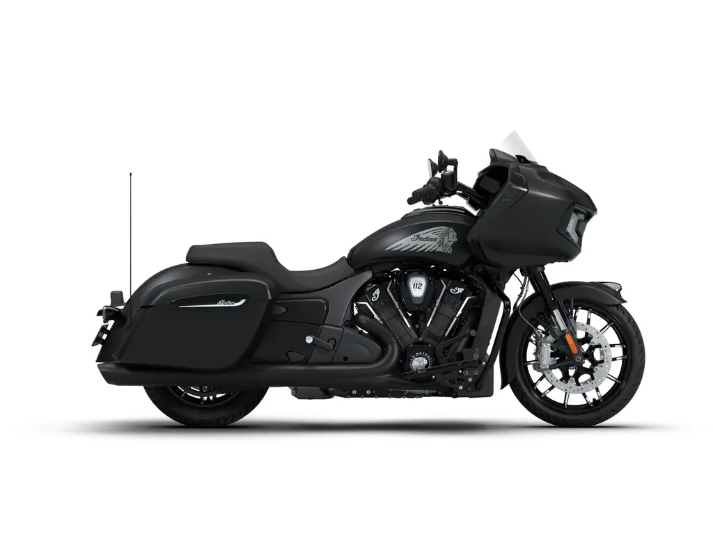 Indian Motorcycle Indian Challenger Dark Horse with 112 Black Smoke 2026