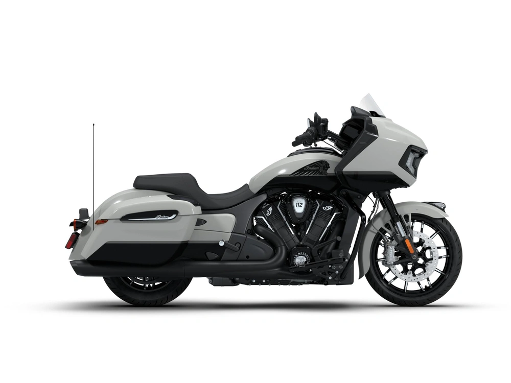 2026 Indian Motorcycle Indian Challenger Dark Horse Indian Challenger Dark Horse with 112 and PowerBand Audio Package Chalk with Black Metallic alt