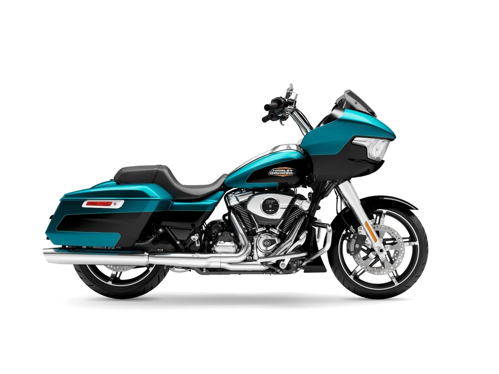 Harley-Davidson Road Glide® Road Glide® Two-Up Teal Thunder/Vivid Black (Chrome Trim) 2026 alt