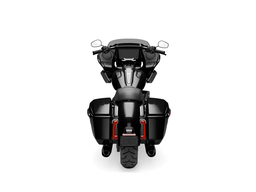 2026 Harley-Davidson Road Glide® Two-Up Vivid Black (Black Trim)