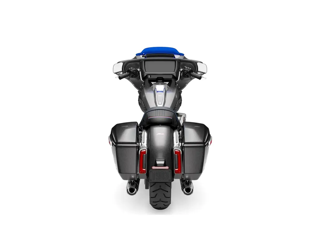 Harley-Davidson Street Glide® Two-Up Midnight Ember (Chrome Trim) 2026