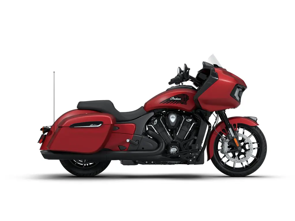 2026 Indian Motorcycle Indian Challenger Dark Horse Sunset Red Smoke