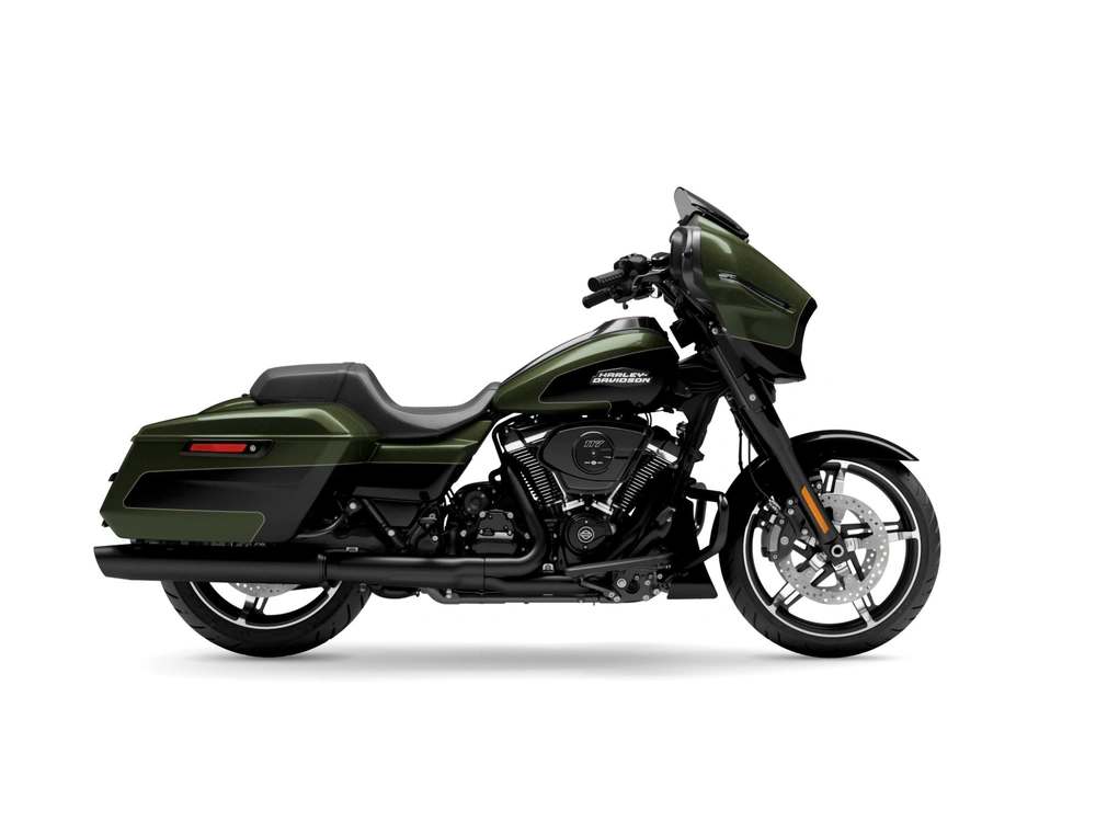 2026 Harley-Davidson Street Glide® Street Glide® Two-Up Olive Steel Metallic/Vivid Black (Black Trim) alt