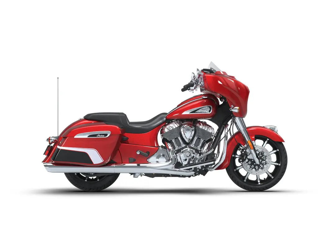 2026 Indian Motorcycle Chieftain Limited with PowerBand Audio Sunset Red Metallic