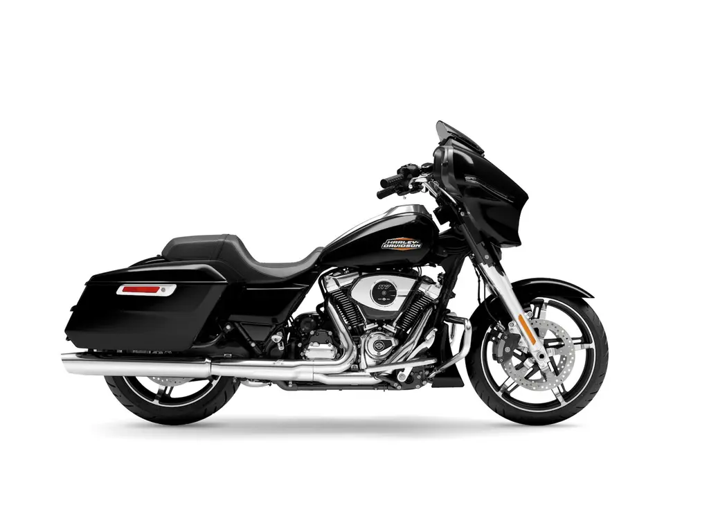 2026 Harley-Davidson Street Glide® Vivid Black (Chrome Finish)