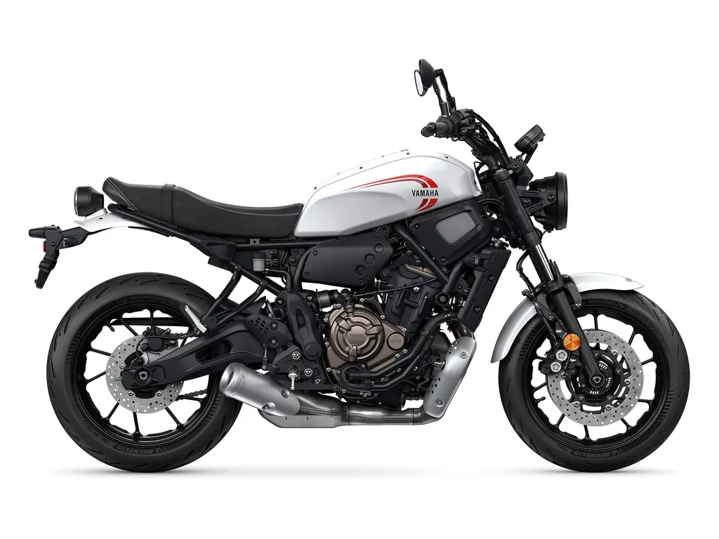 2026 Yamaha XSR700 Heritage White