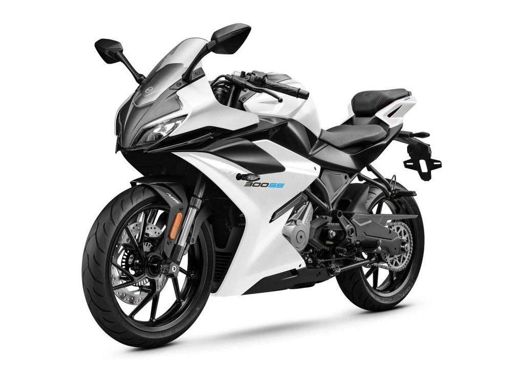 CFMOTO 300SS 300SS Blanc nébuleux 2025 alt
