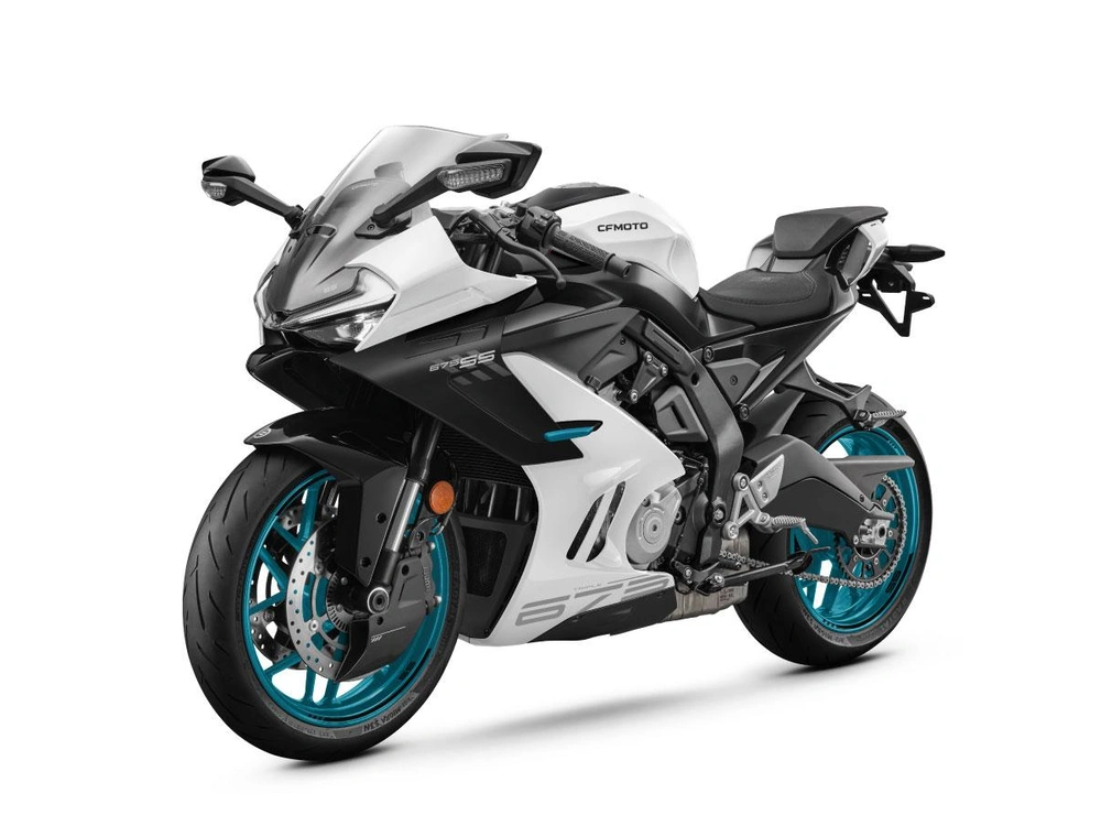 CFMOTO 675SS 675SS Blanc nébuleux 2025 alt