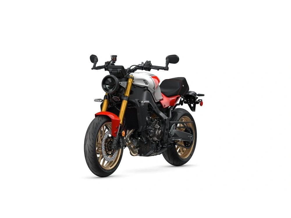 2026 Yamaha XSR900 XSR900 Heritage White alt