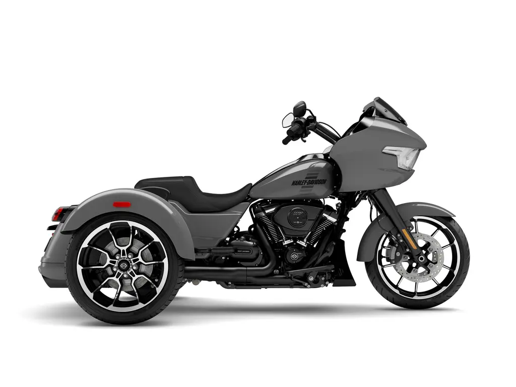 2026 Harley-Davidson Road Glide® 3 Dark Billiard Gray (Black Trim)