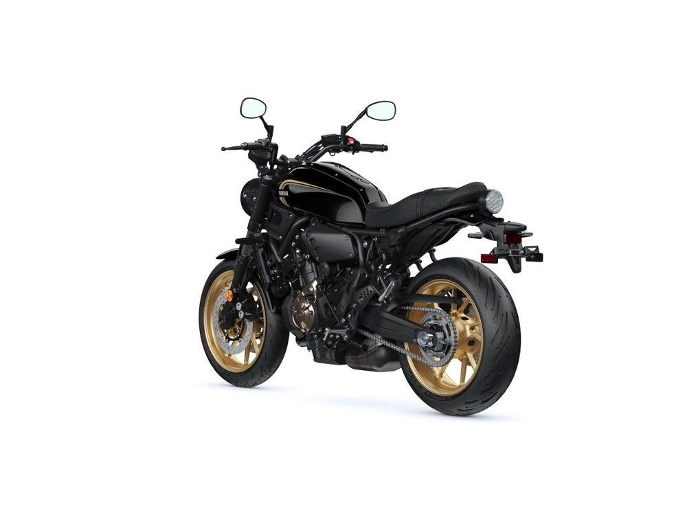 2026 Yamaha XSR700 XSR700 Raven alt