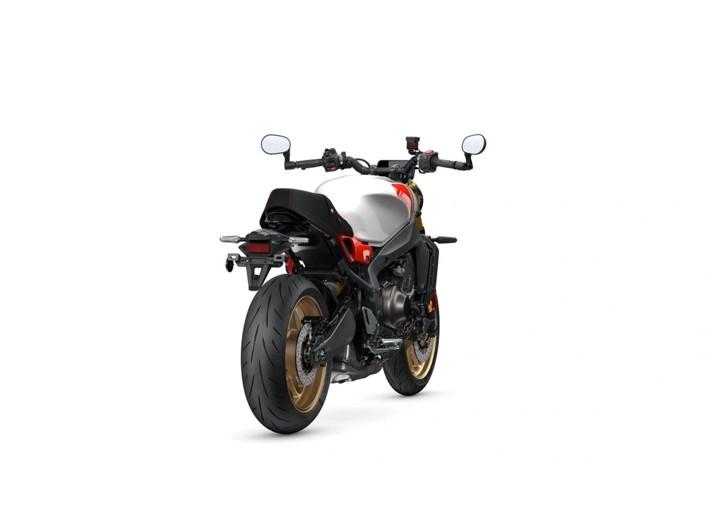 2026 Yamaha XSR900 XSR900 Heritage White alt