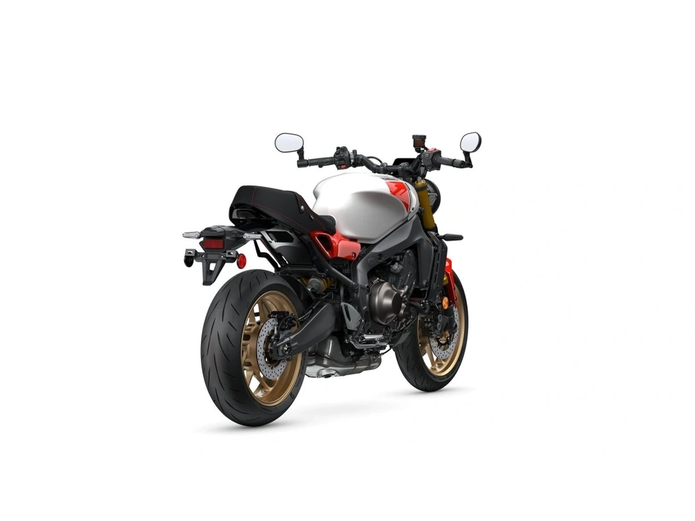 2026 Yamaha XSR900 XSR900 Heritage White alt