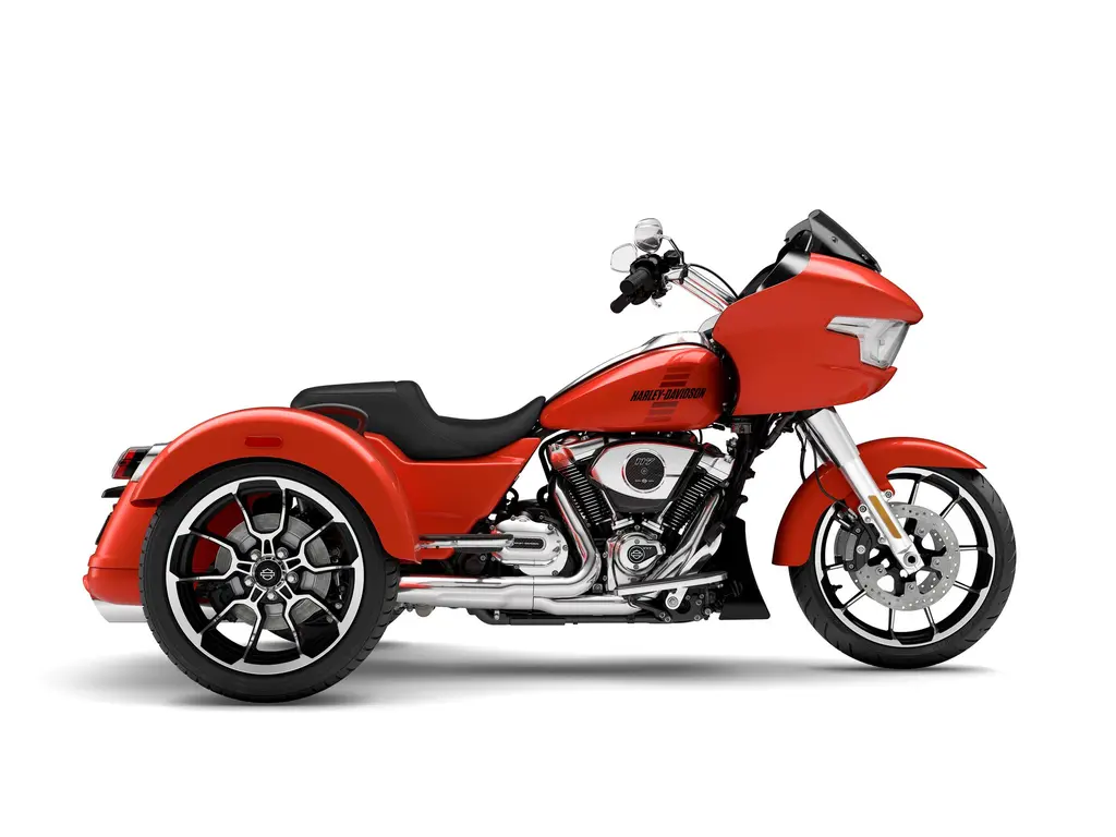 Harley-Davidson Road Glide® 3 Blood Orange (Chrome Trim) 2026