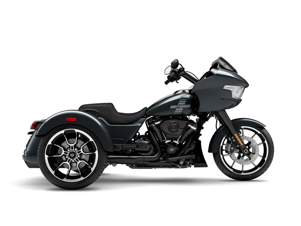 Harley-Davidson Road Glide® 3 Road Glide® 3 Iron Horse Metallic (Black Trim) 2026 alt