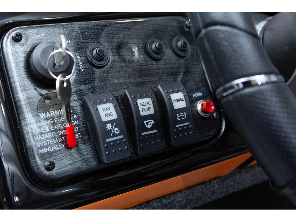 Bateaux Legend Série XF 16 xf sc 2026 alt