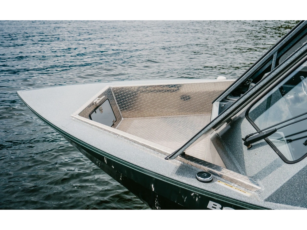 2026 Kingfisher 2025 Escape HT 2025 Escape HT alt