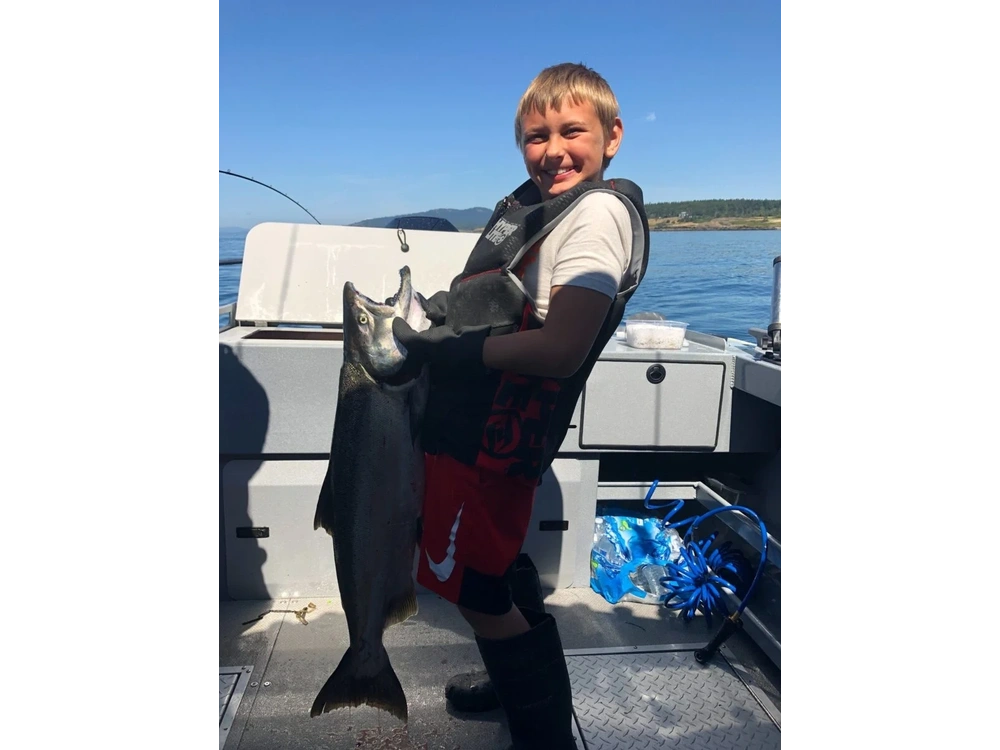 2026 Kingfisher 2225 Escape HT 2225 Escape HT alt