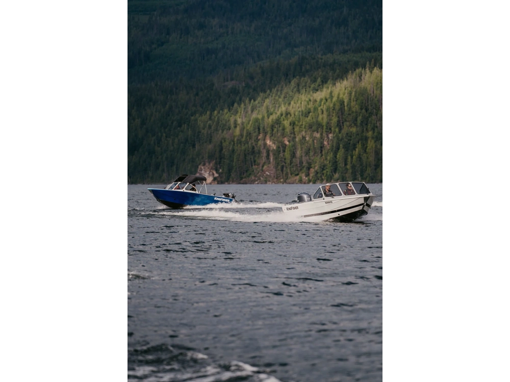 2026 Kingfisher 1825 Falcon 1825 Falcon alt