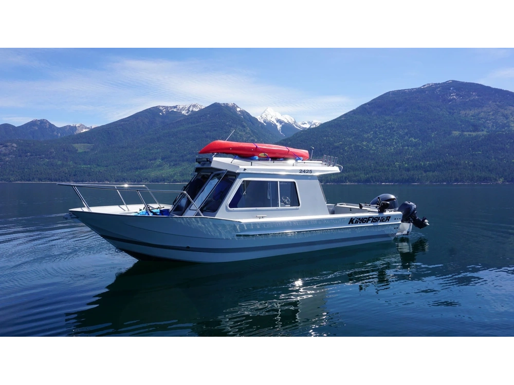 2026 Kingfisher 2425 Escape HT 2425 Escape HT alt