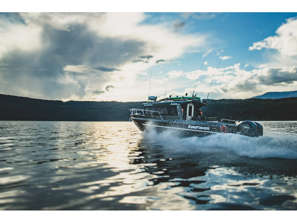 2026 Kingfisher 3025 XRS 3025 XRS alt