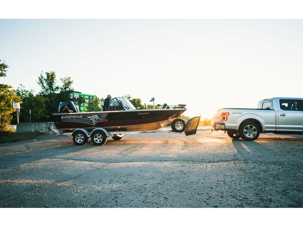 2026 Kingfisher 1925 Arrow Sport 1925 Arrow Sport alt