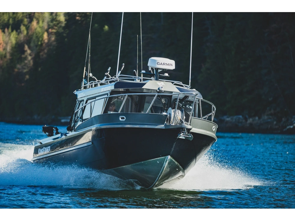 2026 Kingfisher 3025 XRS 3025 XRS alt