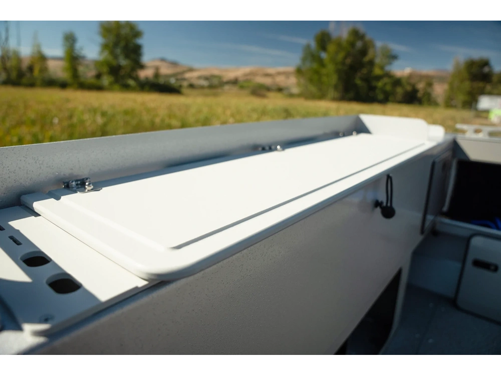 2026 Kingfisher 2025 Escape 2025 Escape alt